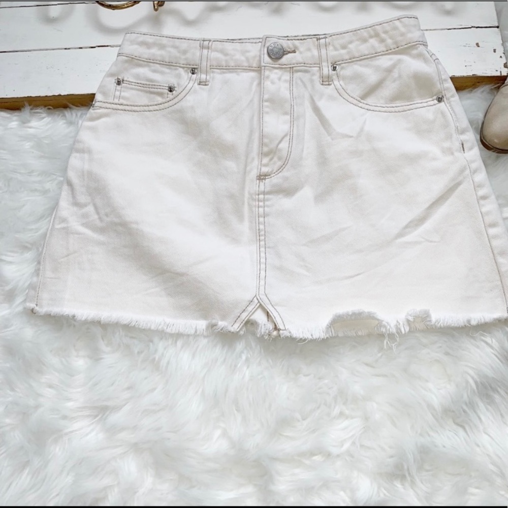 | Urban Outfitters | BDG Skirt